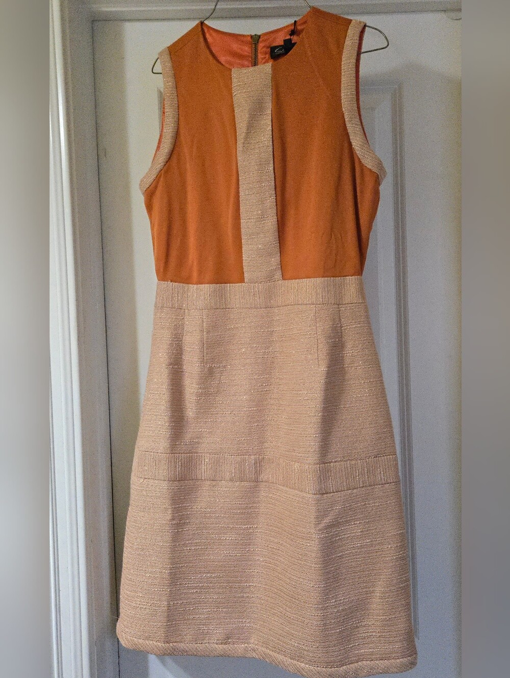 Spiegel NWT Sleeveless Colorblock Mod Dress in Orange, Cream With Gold Flecks 4
